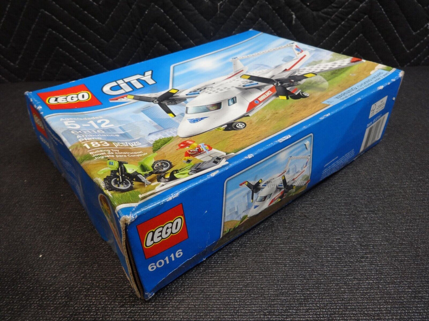 New LEGO 60116 CITY Ambulance Plane 183pcs New Damaged Box