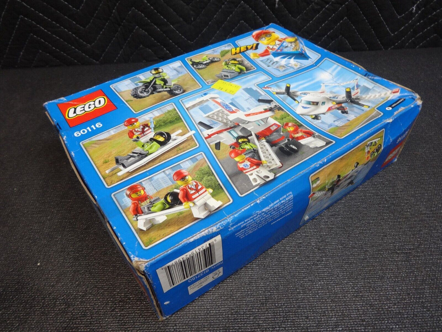 New LEGO 60116 CITY Ambulance Plane 183pcs New Damaged Box