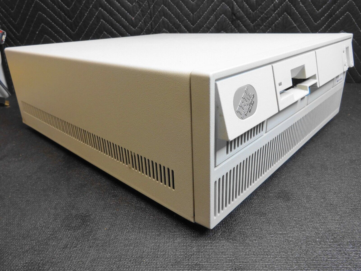 IBM PS/2 Model 50 - Vintage Retro Computer