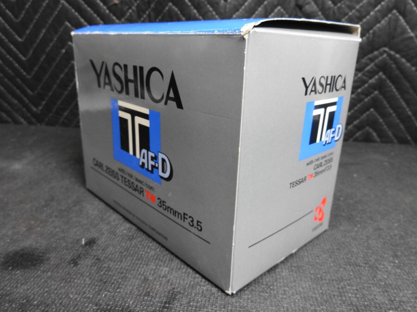 1984 Kyocera Yashica T AF-D 35mm Point & Shoot Film Camera w/ Box Manual Papers