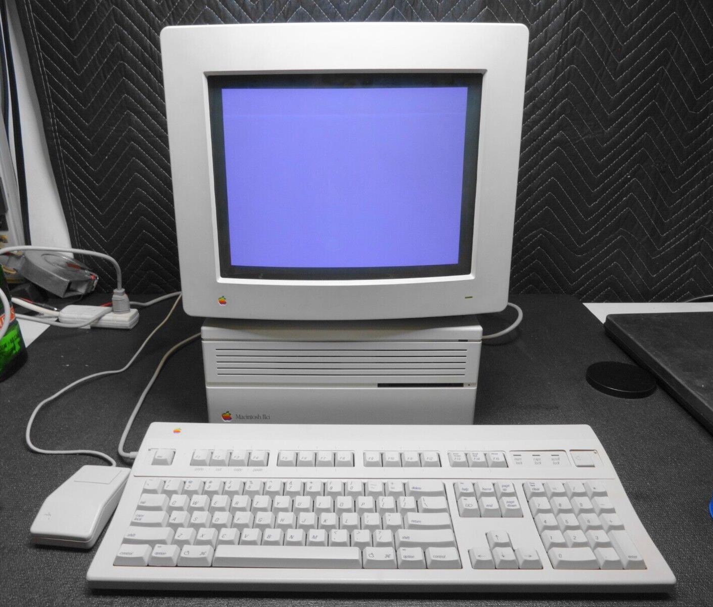 Vintage Apple Macintosh IIci Mac M5780 Computer, Monitor, Mouse, Keyboard