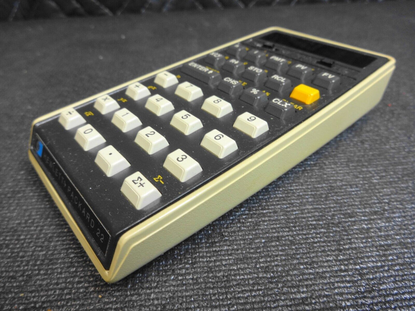 Vintage 1978 Hewlett Packard HP 22 Financial Calculator w/ Case - Powers On