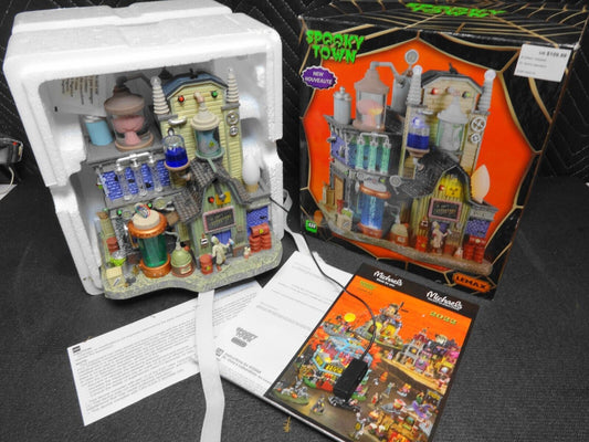 Lemax Spooky Town 2022 DR GORY'S LABORATORY #25844 - Lighted Building