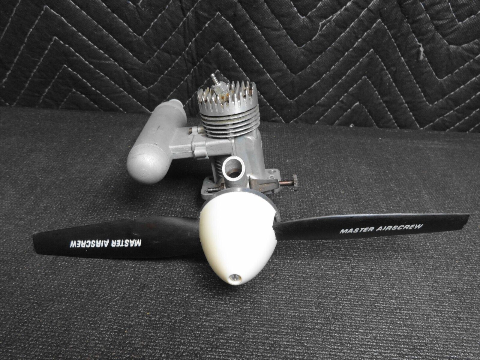 Control Line Rat Racing Vintage Fox 29 Gas/Nitro Engine Control Line Rat Race & Muffler, Prop ...