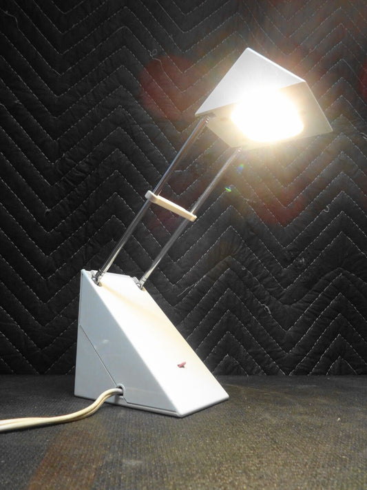 Vintage 1980's Ikea ART Telescoping Adjustable Desk/Wall Halogen Lamp - White