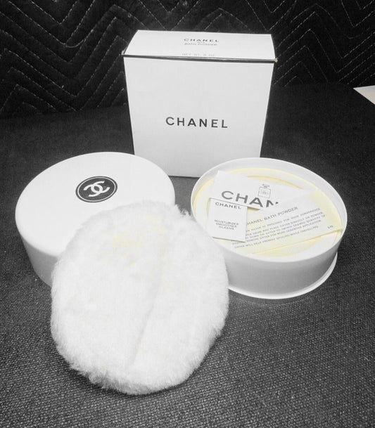 Vintage NOS Chanel No5 Bath Powder 8 oz / 227G Size 730 New No. 5