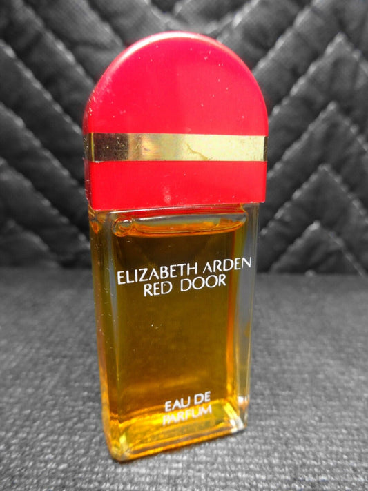 Vintage Elizabeth Arden Red Door Eu de Parfum Splash.  33 fl. oz NOS Without Box