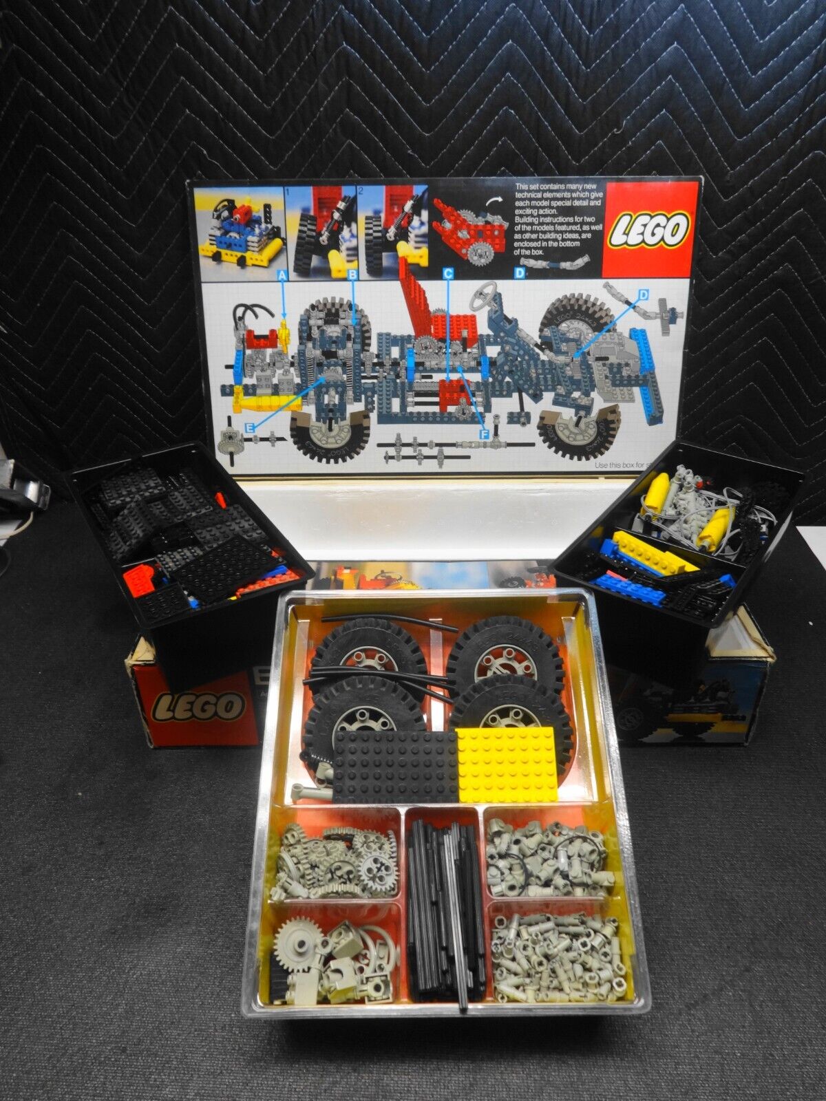 Vintage 1980 Lego Technic Auto Car Chassis Set 8860 w/ Manual in Original Box