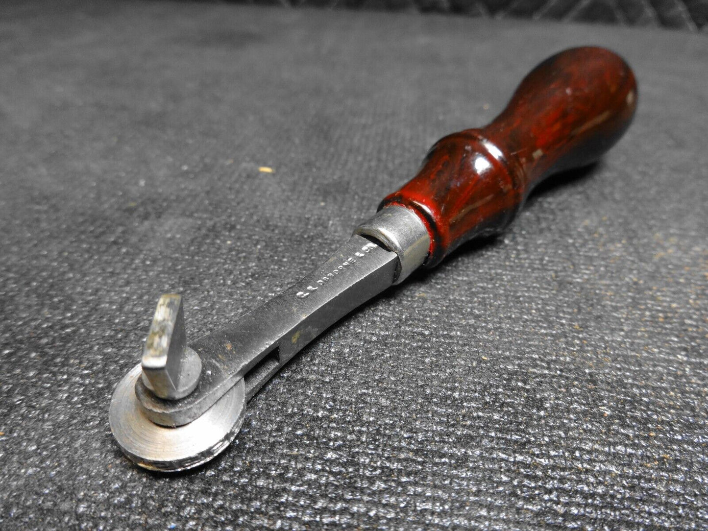 Vintage Leather Working Saddle C.S. Osborne Marking Wheel Tool