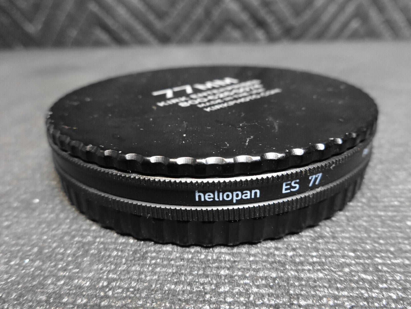 Heliopan ES 77mm  2.5X Circular Polarizing Filter w/ Kirk Enterprise Caps