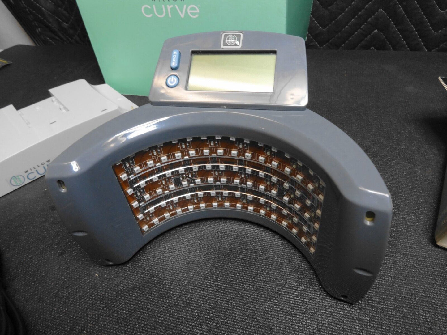 Willow Curve Battery PT-5 Infrared Light Therapy Pain Relief Device