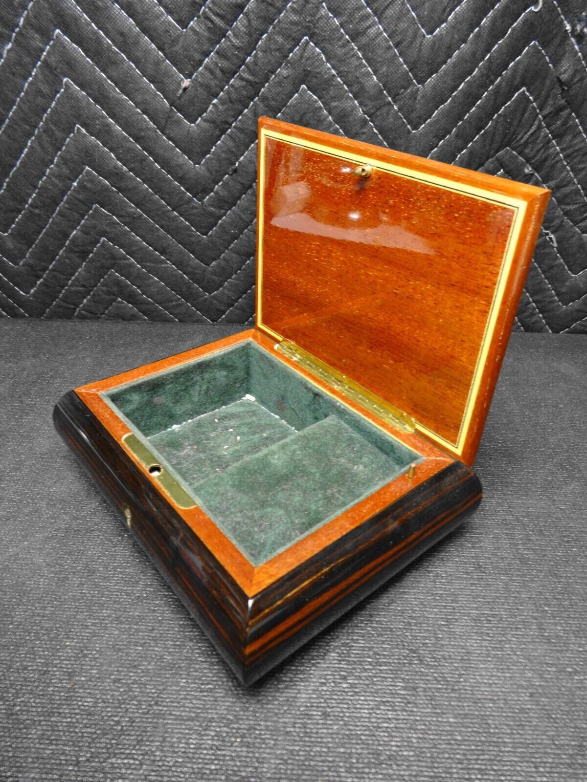 Reuge Music Box Symphony No.5 Inlaid Jewelry/Music Box Italian