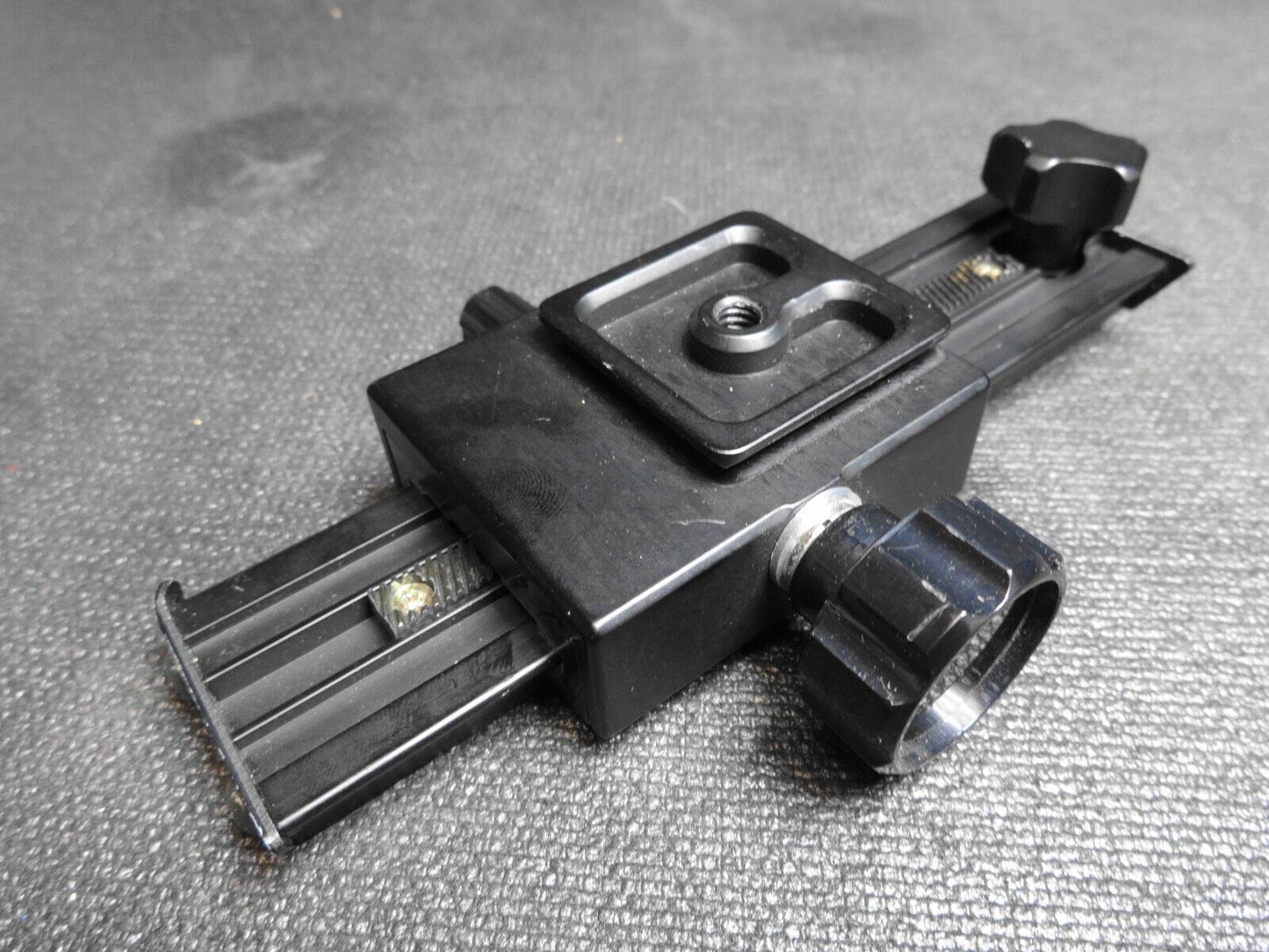 Kirk FR-1 Macro Focusing Rail - Geared Macro Rail