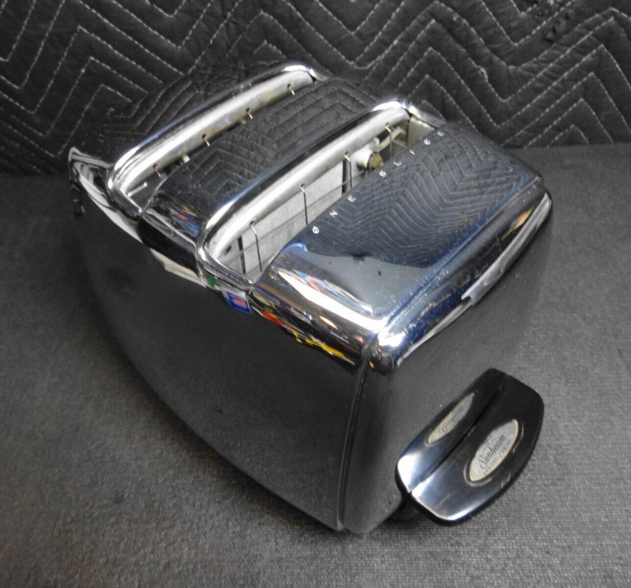 Vintage 1960s Sunbeam Radiant Control Toaster T-35-1 Chrome Bakelite