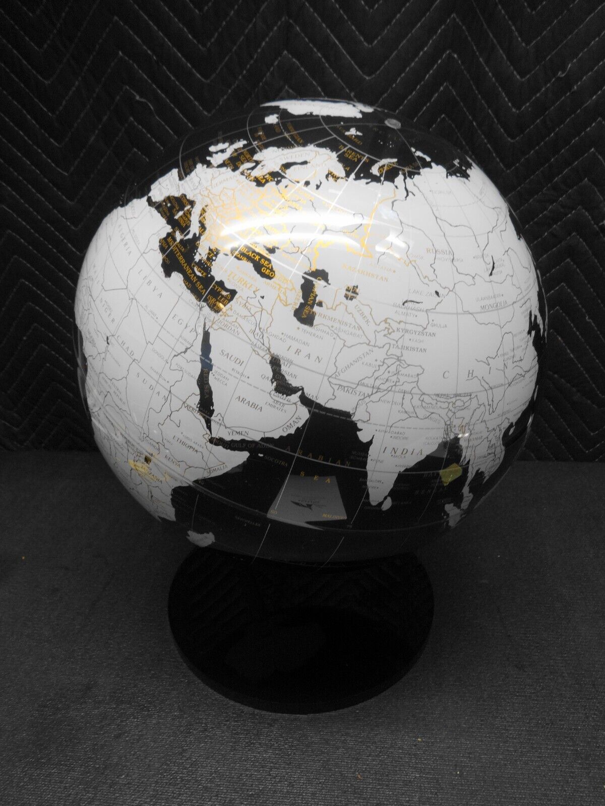 2006 ARTLINE GLOBES Onyx EarthSphere / Continental Acrylic Globe & Stand w/ COA