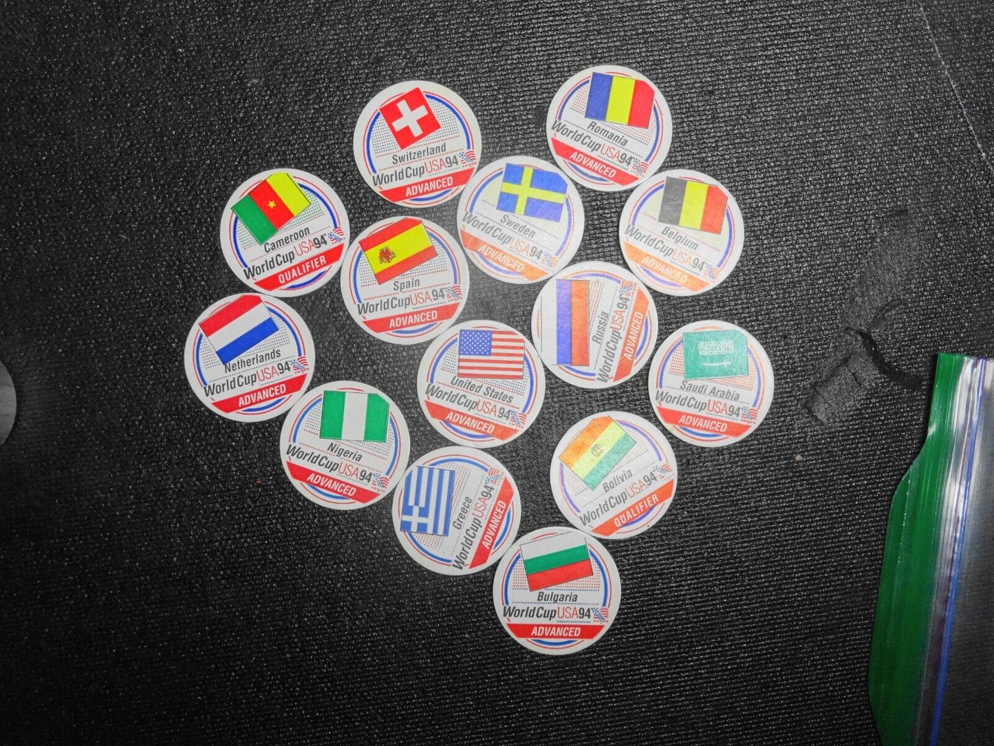 World Cup 1994 Soccer Pogs 14 in Lot USA, Spain, Russia, Sweden, Saudi Arabia