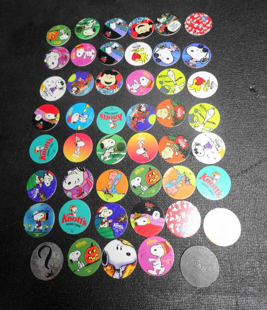 Vintage Knott’s Berry Farm Peanuts Snoopy World Pog Federation - 45 Pogs Slammer